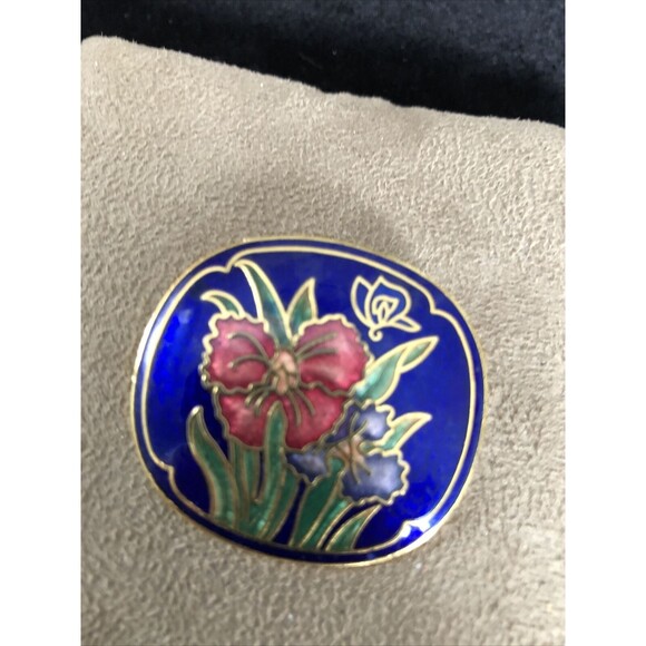 VINTAGE  CLOISONNE ENAMEL FLOWERS Butterfly BROOCH GOLD TONE 1970’s - Picture 1 of 5